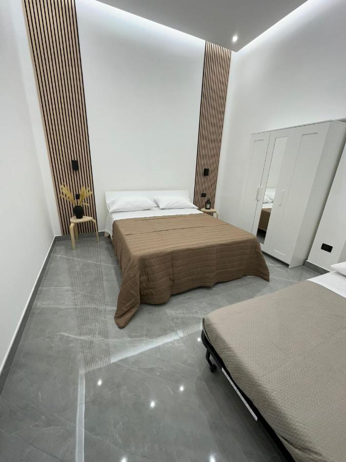 Dg Lovely Home เนเปิลส์ ภายนอก รูปภาพ