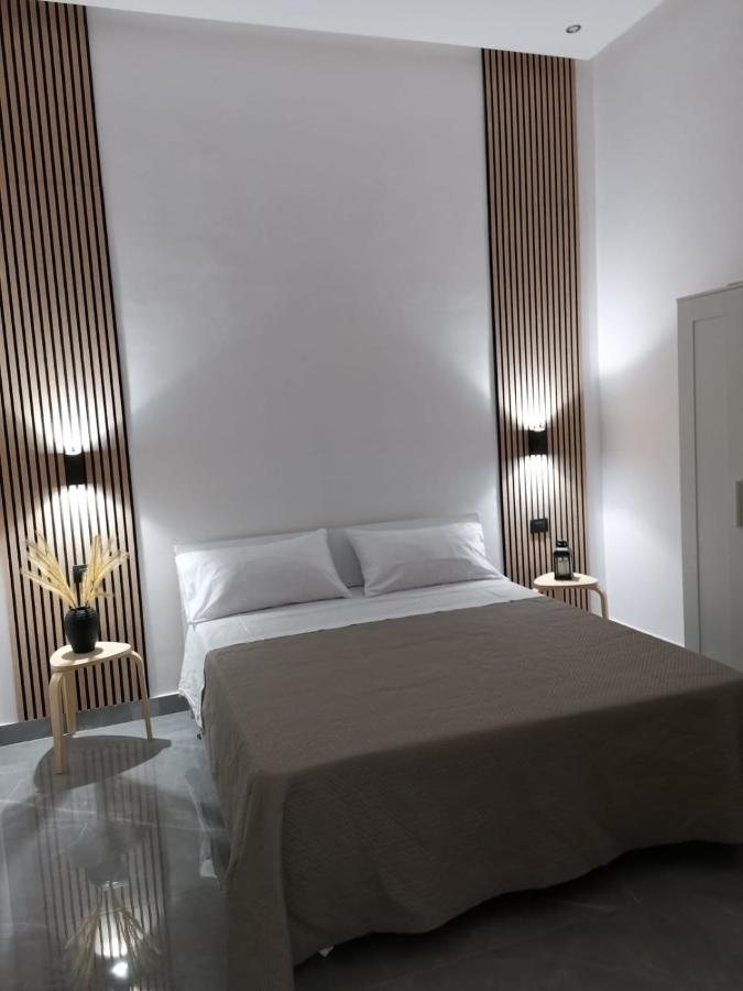Dg Lovely Home เนเปิลส์ ภายนอก รูปภาพ